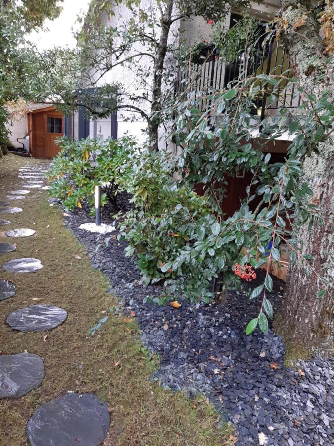 Sakura Acomodação com café da manhã Fontaine-le-Comte Exterior foto